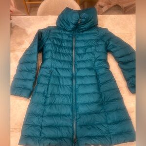 Maxmara goose down coat. Women’s Size 4